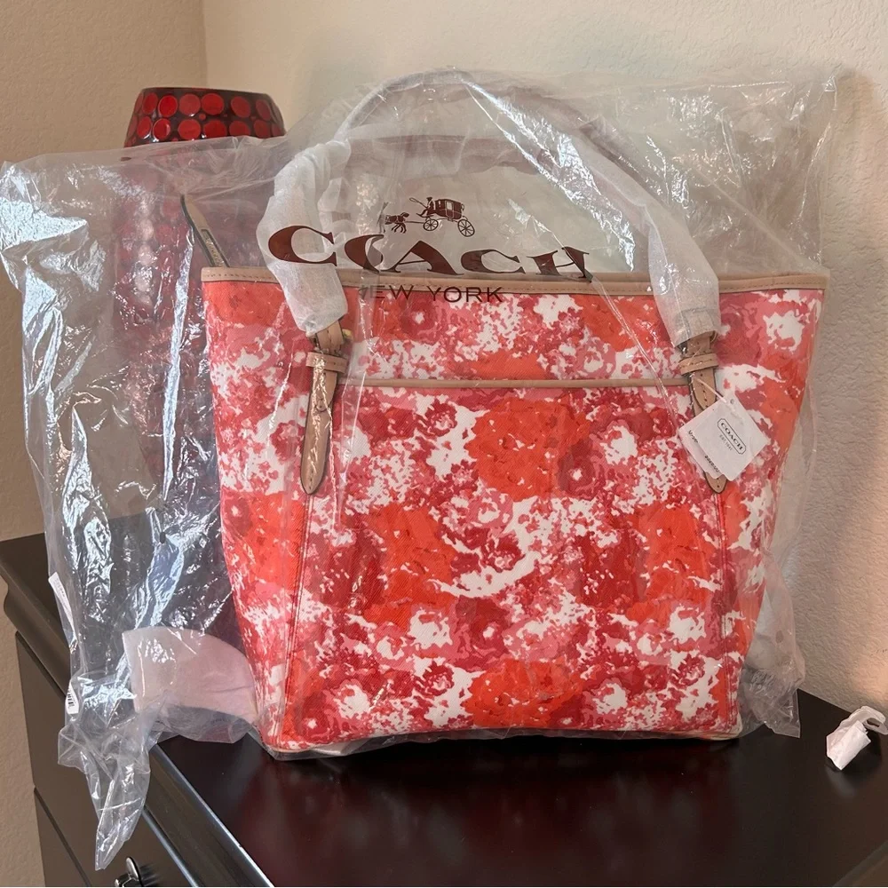 Coach Red and Pink Payton Floral Print Zip Top Tote Bag MSRP $328 - Picture 16 of 16